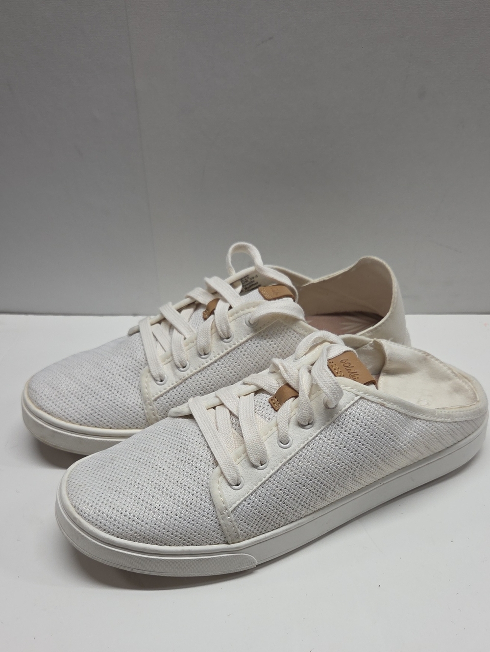 OluKai Womens Off-White Knit Slip-On Mule Sneakers Size 9.5